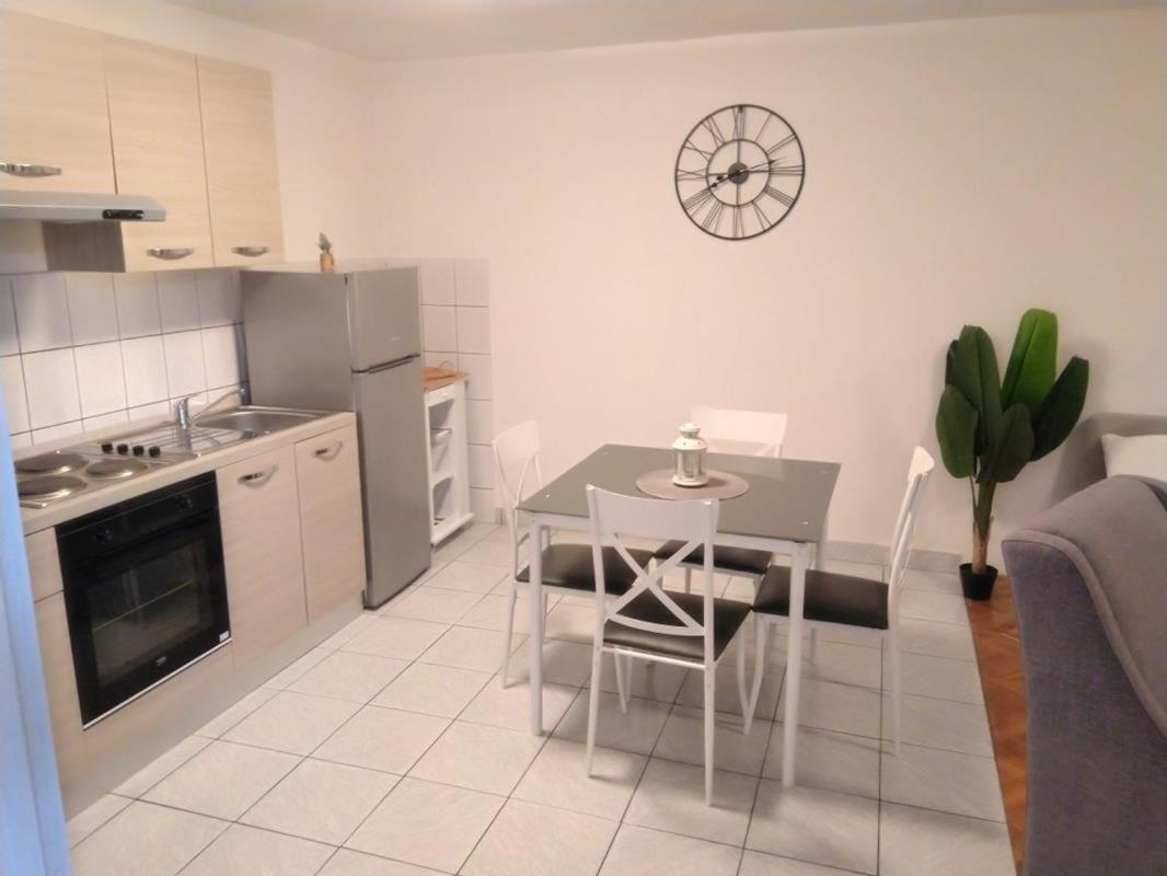 Apartman Mix Zagreb - Maksimir, Kbc Rebro, Free Parking ภายนอก รูปภาพ
